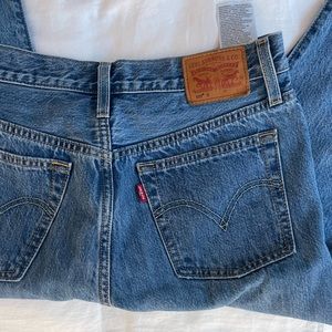 Levi’s 501 skinny blue jeans size 28